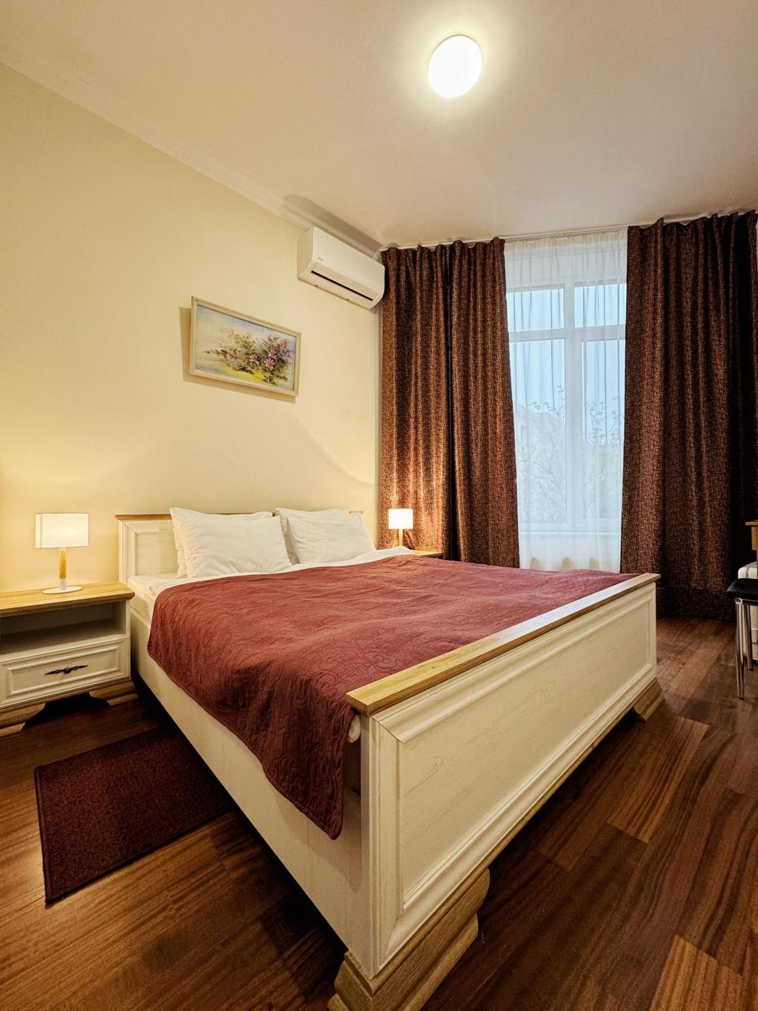 Signeev'S Villa Kyiv Exterior photo